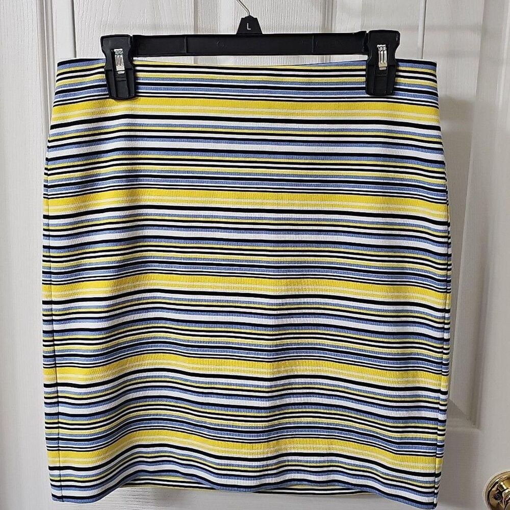 #Capsulewardrobe #ParisianChic Ann Taylor Petite Striped Pencil Skirt Size 8P